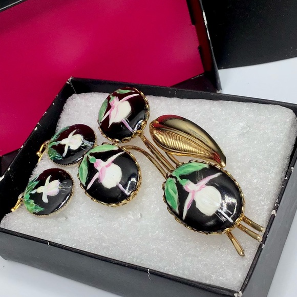 🌺Vintage Gold Porcelain Earrings & Brooch - Picture 4 of 13